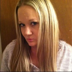 Meet your Posher, Traci